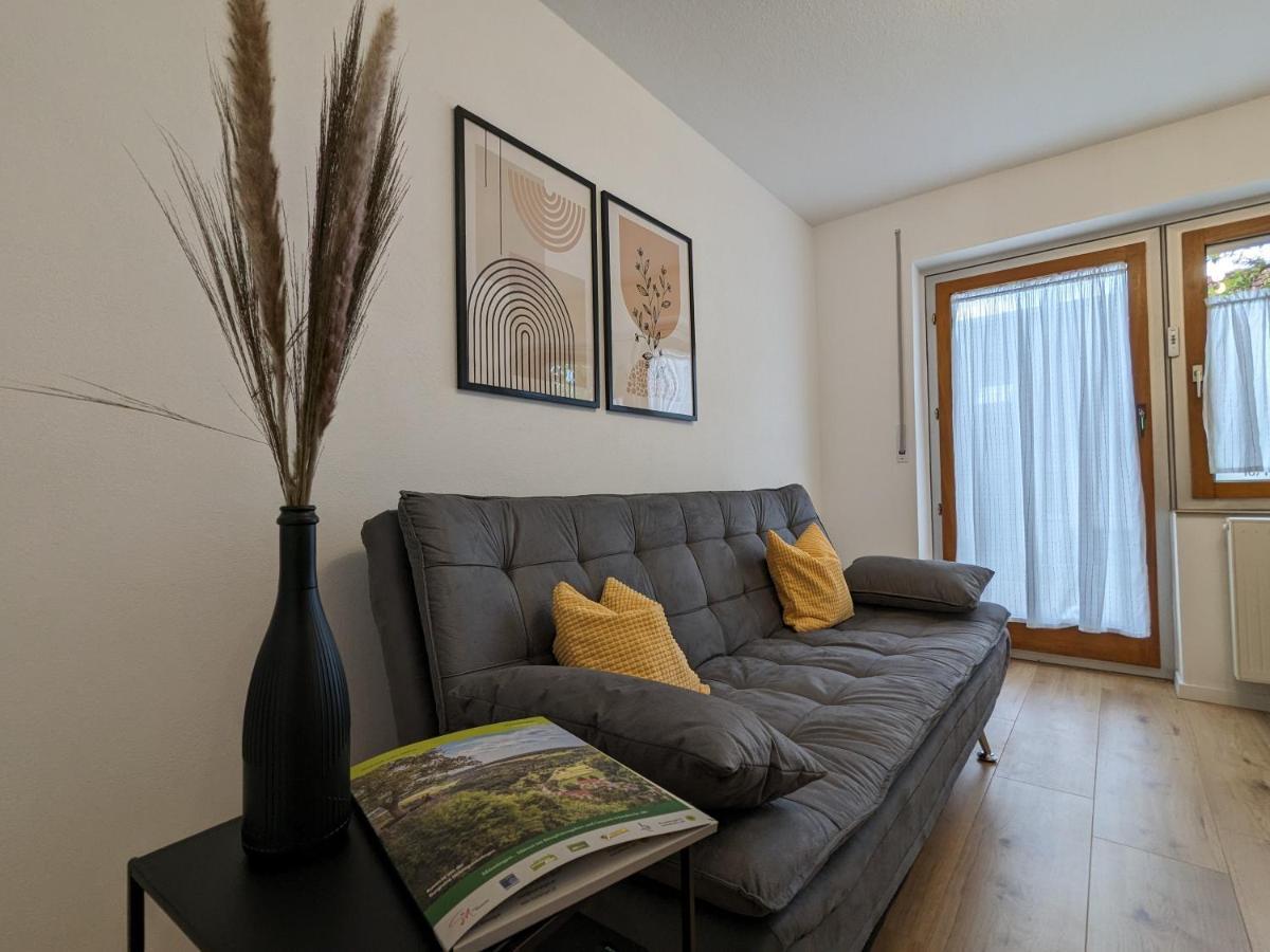 Ferienwohnung Am Alenberg Münsingen Exterior foto